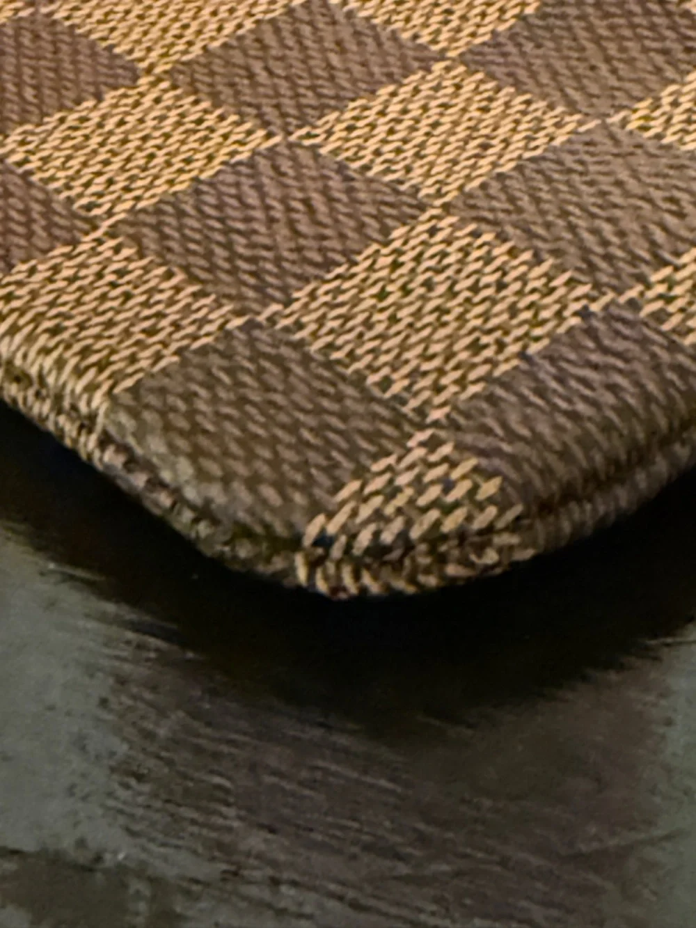 AUTH Louis Vuitton Damier Ebene Key Pouch - Picture 9 of 10